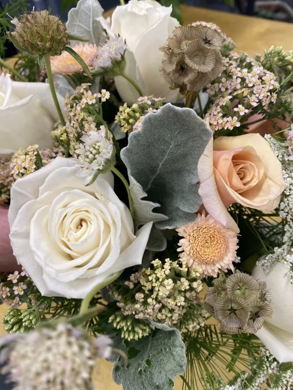 Bouquets - Image 3